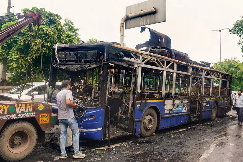 9 killed after bus catches fire in outskirts of Indian capital