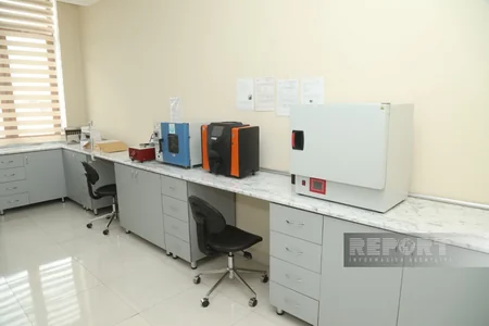 FAO nümayəndəsi Mərkəzi Laboratoriyanın fəaliyyəti ilə tanış olub