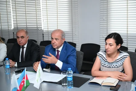 Azərbaycan İdman Akademiyası və Azərbaycan Güləş Federasiyası arasında memorandum imzalanıb