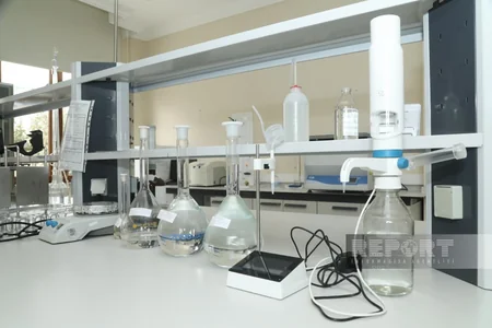 FAO nümayəndəsi Mərkəzi Laboratoriyanın fəaliyyəti ilə tanış olub