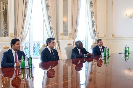 İlham Əliyev Global Infrastructure Partners şirkətinin rəhbərini qəbul edib
