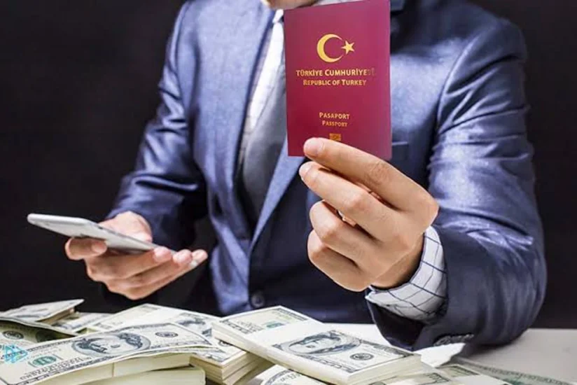 Türkiyədə əcnəbilərə qanunsuz yolla vətəndaşlıq verən 74 nəfər saxlanılıb