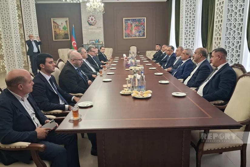 Astanada Azərbaycan şəhidlərinin və hərbi təlimlər zamanı ölən qazax hərbçilərinin xatirəsi anılıb