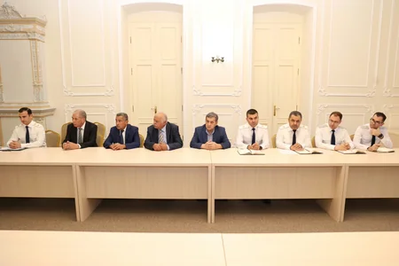 Baş Prokurorluqda şəhid olmuş prokurorluq əməkdaşlarının ailə üzvləri ilə görüş keçirilib