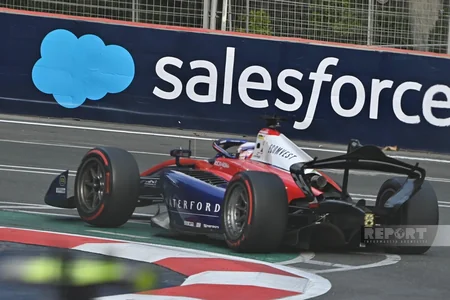 Formula 2 üzrə Azərbaycan Qran-prisində sprint yarışının qalibi bəlli olub - YENİLƏNİB