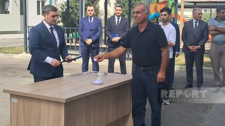 Yevlaxda şəhid ailələri və müharibə ilə əlaqədar əlilliyi olan şəxslərə 50 mənzil verilib