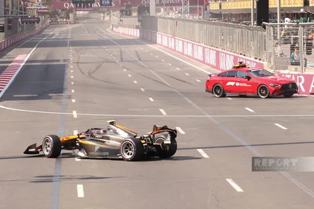 Formula 2: Con Bennett Bakıdakı ikinci əsas yarışda mübarizəni erkən dayandırıb