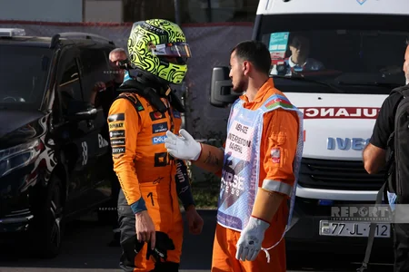 Formula 1: Maklarenin pilotu Lando Norris qəza törədərək mübarizəni dayandırıb - YENİLƏNİB
