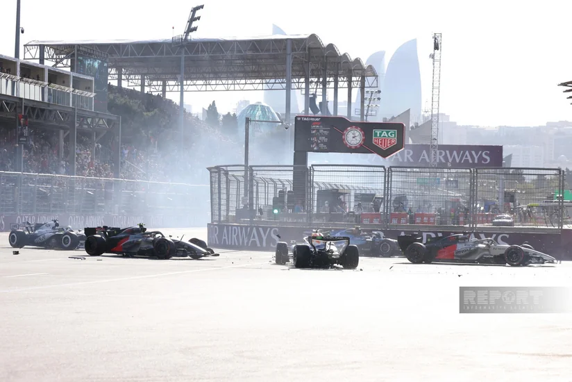 Formula 1: Maklarenin pilotu Lando Norris qəza törədərək mübarizəni dayandırıb - YENİLƏNİB
