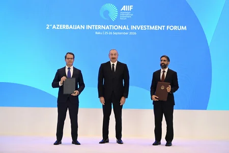 II Azərbaycan Beynəlxalq İnvestisiya Forumunda sənədlər mübadilə edilib