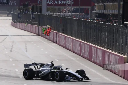 Formula 1: Corc Rassell ilk dəfə Azərbaycan Qran-prisinin qalibi olub - YENİLƏNİB-5