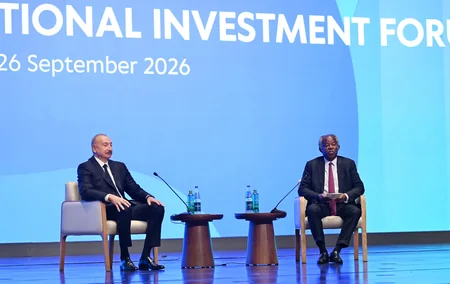 İlham Əliyev II Azərbaycan Beynəlxalq İnvestisiya Forumu çərçivəsində keçirilən tədbirdə iştirak edir