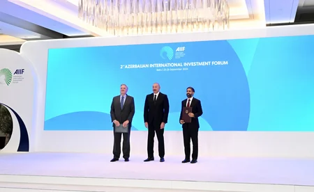 II Azərbaycan Beynəlxalq İnvestisiya Forumunda sənədlər mübadilə edilib