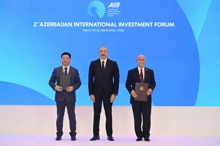 II Azərbaycan Beynəlxalq İnvestisiya Forumunda sənədlər mübadilə edilib