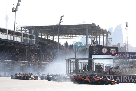 Formula 1: Maklarenin pilotu Lando Norris qəza törədərək mübarizəni dayandırıb - YENİLƏNİB