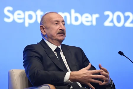 İlham Əliyev II Azərbaycan Beynəlxalq İnvestisiya Forumu çərçivəsində keçirilən tədbirdə iştirak edib - YENİLƏNİB
