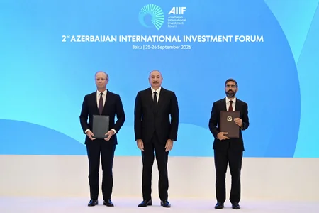 II Azərbaycan Beynəlxalq İnvestisiya Forumunda sənədlər mübadilə edilib