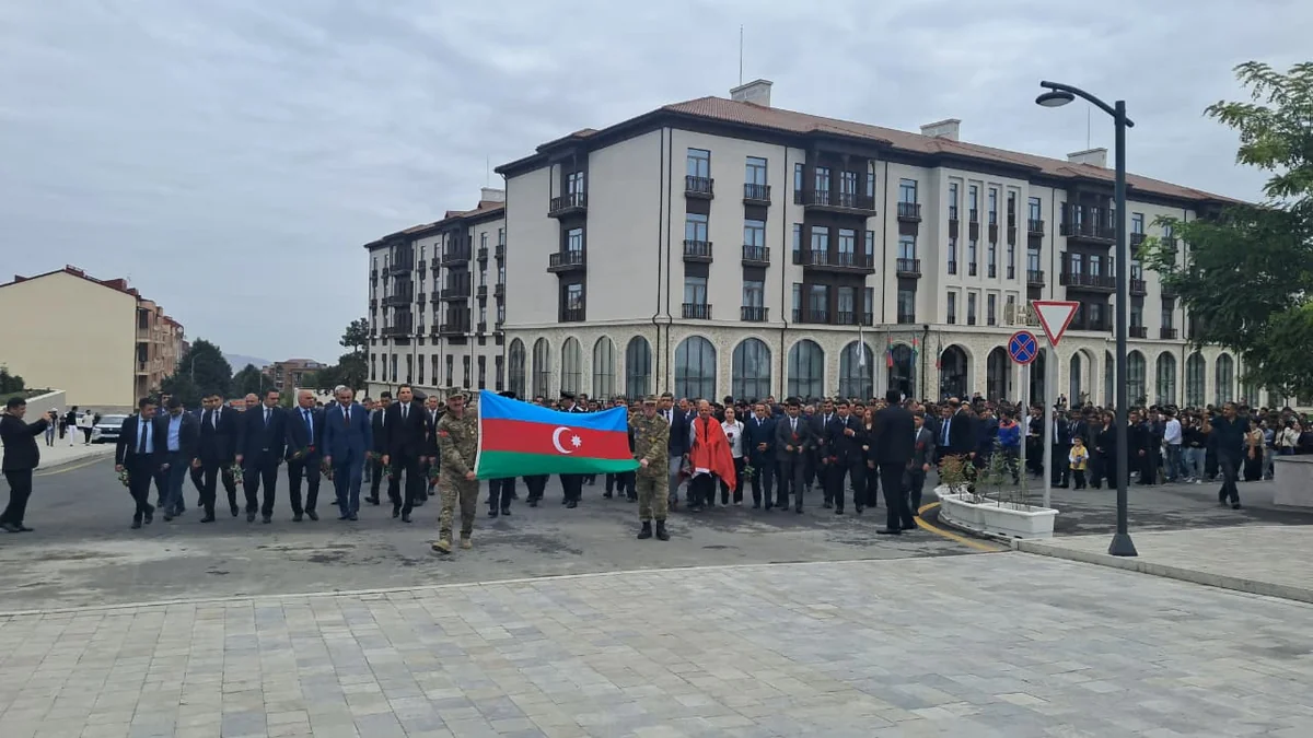 Xankəndidə Anım Günü ilə bağlı Zəfər parkı ziyarət olunub - YENİLƏNİB