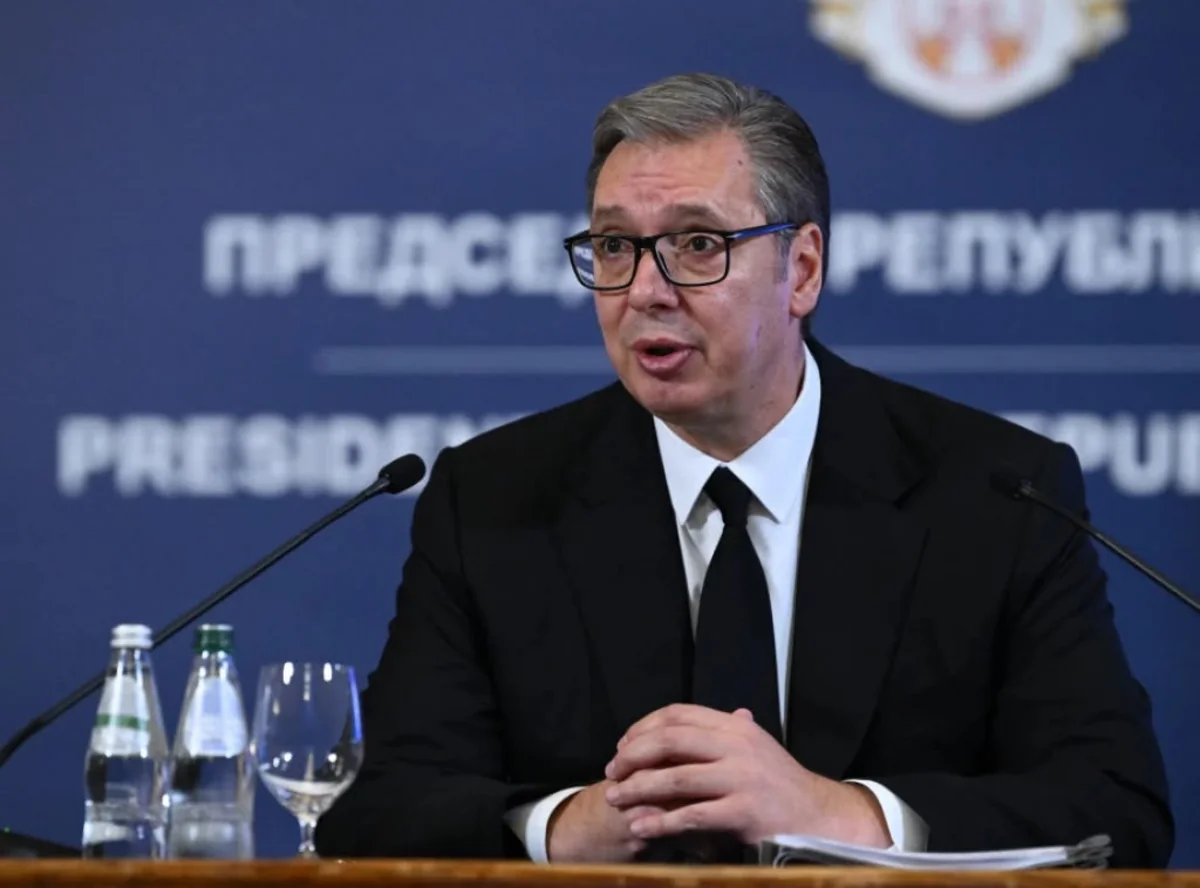Serbian President Aleksandar Vučić announces resignation