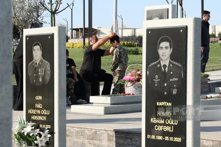 Vətən müharibəsinin ildönümü ilə əlaqədar Hərbi Memorial Məzarlığa ziyarət başlayıb