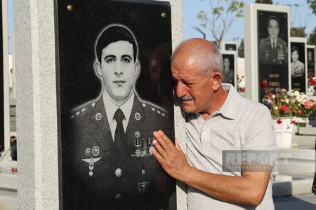 Vətən müharibəsinin ildönümü ilə əlaqədar Hərbi Memorial Məzarlığa ziyarət başlayıb