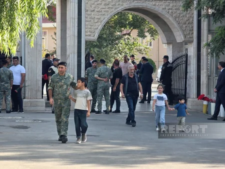 Naxçıvanda Vətən müharibəsi şəhidlərinin məzarları ziyarət olunur