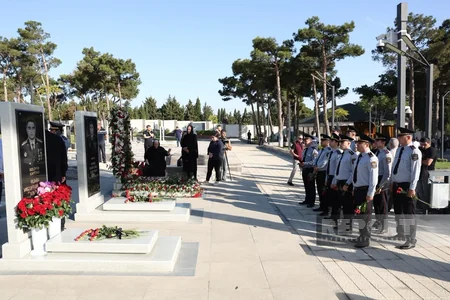 Vətən müharibəsinin ildönümü ilə əlaqədar Hərbi Memorial Məzarlığa ziyarət başlayıb