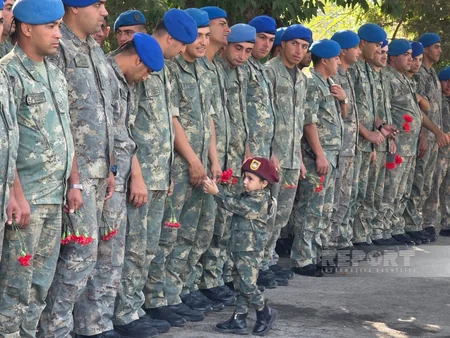 Naxçıvanda Vətən müharibəsi şəhidlərinin məzarları ziyarət olunur