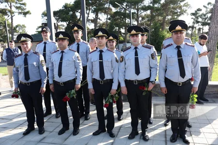 Vətən müharibəsinin ildönümü ilə əlaqədar Hərbi Memorial Məzarlığa ziyarət başlayıb