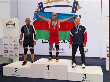 Azərbaycanın usta ağırlıqqaldıranları dünya çempionatında 2 qızıl, 1 gümüş medal qazanıblar