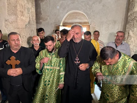 Members of Albanian-Udi Christian community visit Khudavang monastery complex