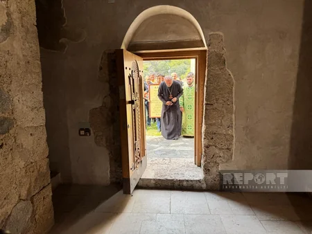 Members of Albanian-Udi Christian community visit Khudavang monastery complex