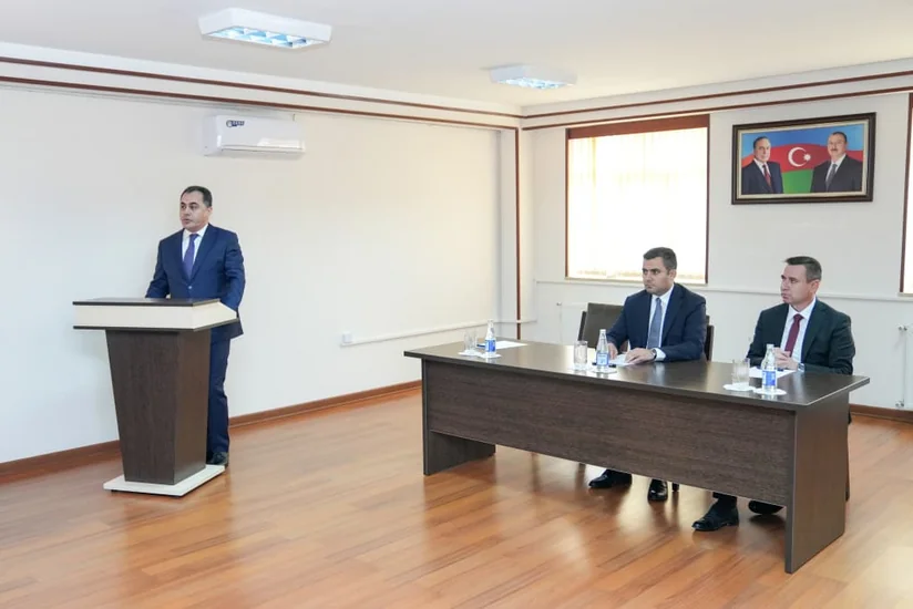 Naxçıvanın yeni təhsil naziri kollektivə təqdim olunub