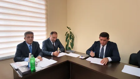 Zaur Mikayılov Samuxda vətəndaşları qəbul edib
