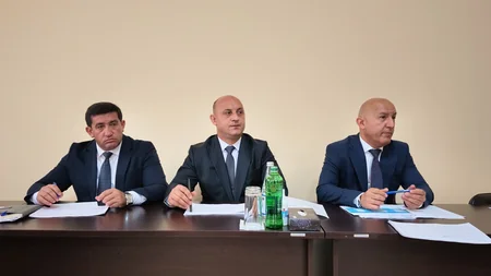 Zaur Mikayılov Samuxda vətəndaşları qəbul edib