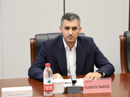 Azerbaijani agriculture delegation studies modern farming technologies in China