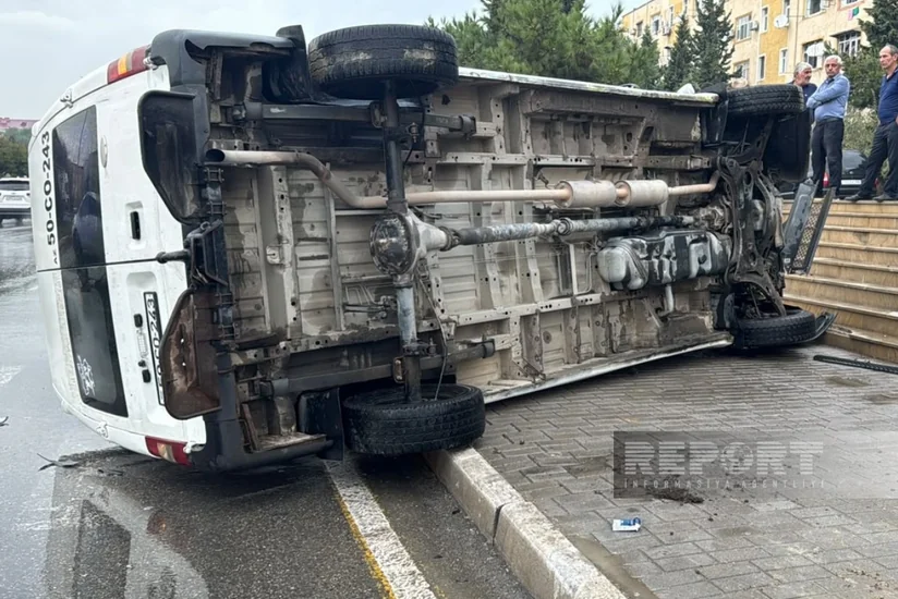 Sumqayıtda iki avtomobil toqquşub, xəsarət alanlar var