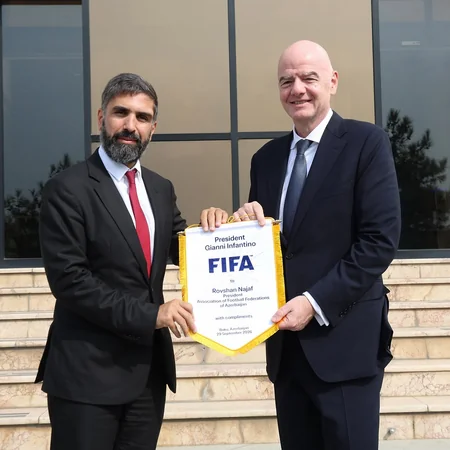 FIFA prezidenti Canni İnfantino Bakıda Azərbaycanın U-15 millisi ilə görüşməsi barədə paylaşım edib