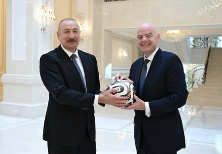 İlham Əliyev FIFA-nın prezidentini qəbul edib