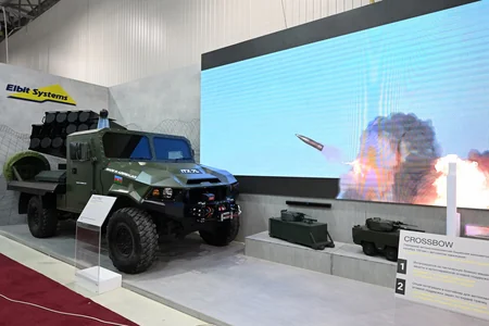 Президент Ильхам Алиев ознакомился с выставками ADEX 2026 и Securex Caspian - ОБНОВЛЕНО