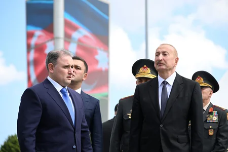 Президент Ильхам Алиев ознакомился с выставками ADEX 2026 и Securex Caspian - ОБНОВЛЕНО