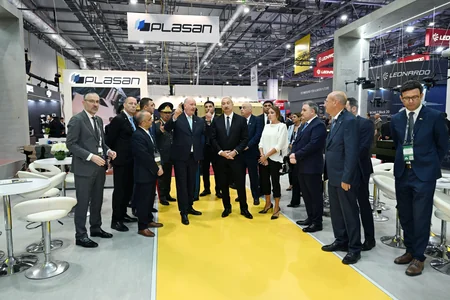 Президент Ильхам Алиев ознакомился с выставками ADEX 2026 и Securex Caspian - ОБНОВЛЕНО