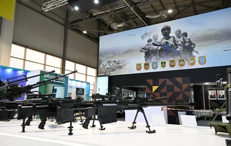 Президент Ильхам Алиев ознакомился с выставками ADEX 2026 и Securex Caspian - ОБНОВЛЕНО