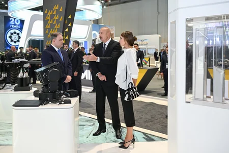 Президент Ильхам Алиев ознакомился с выставками ADEX 2026 и Securex Caspian - ОБНОВЛЕНО