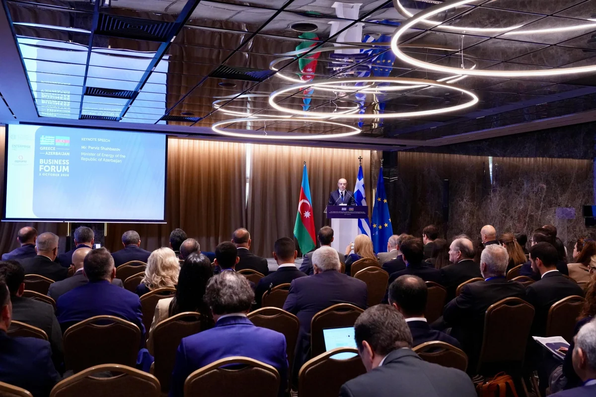 Azerbaijan invites Greek businesses to invest in its economy