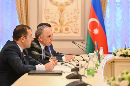 Kamran Əliyev rusiyalı həmkarı ilə əməkdaşlıq perspektivlərini müzakirə edib