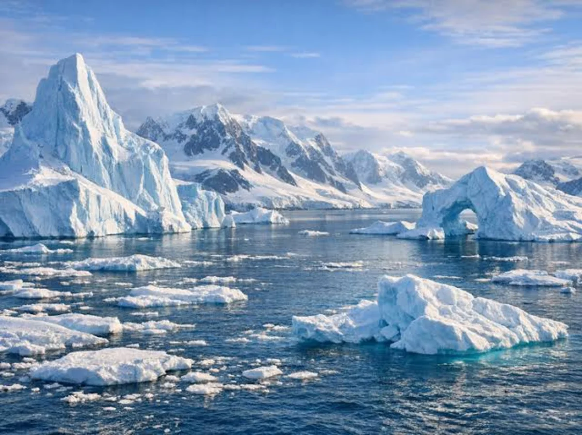 Swiss glaciers lose 5.5% of their mass this year