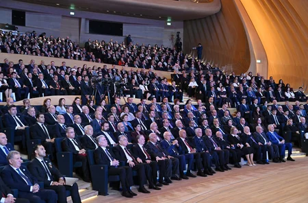 YAP-ın VIII Qurultayı keçirilir, İlham Əliyev çıxış edir