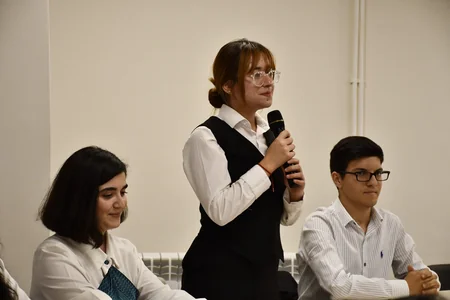 Əlaqələndirmə Qərargahının İşçi Qrupunun üzvləri Qarabağ Universitetində tələbələrlə görüş keçirib