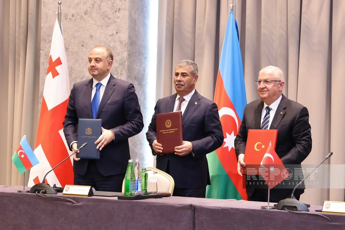 Şuşada Azərbaycan, Türkiyə və Gürcüstan müdafiə nazirlərinin üçtərəfli görüşü keçirilib